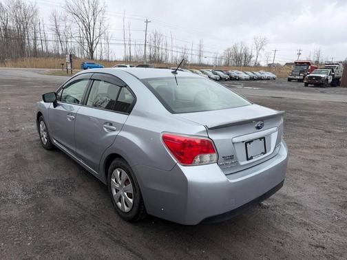 Ice Silver Metallic 2015 Subaru Impreza 2.0i