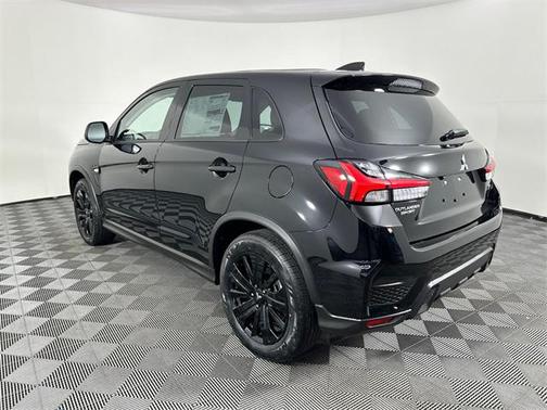 2025 Mitsubishi Outlander Sport 2.0 LE