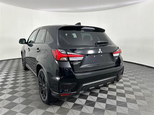 2025 Mitsubishi Outlander Sport 2.0 LE