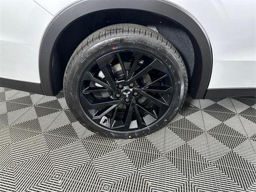 2025 Mitsubishi Outlander PHEV SEL