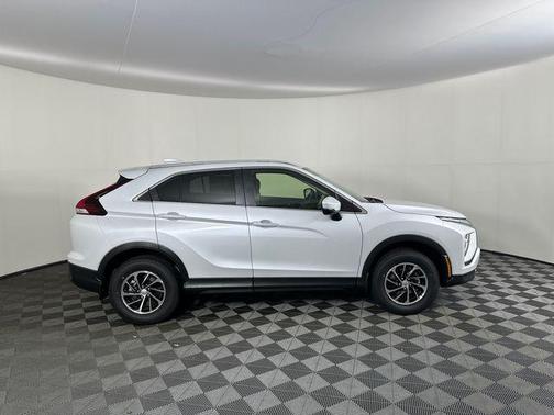 White Diamond 2026 Mitsubishi Eclipse Cross ES