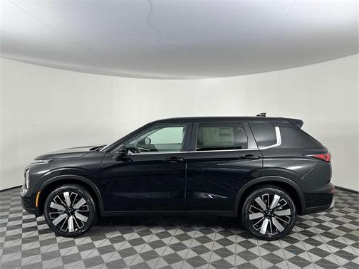 2025 Mitsubishi Outlander SE 2.5 S-AWC