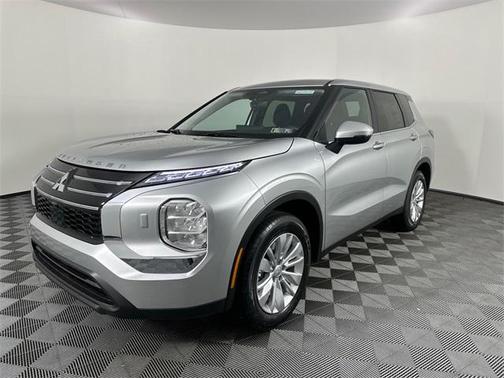 2025 Mitsubishi Outlander ES 2.5 S-AWC