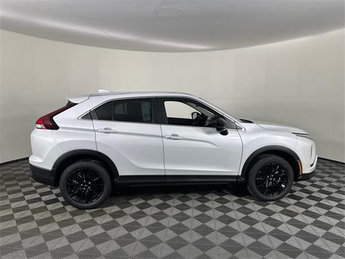 2026 Mitsubishi Eclipse Cross LE