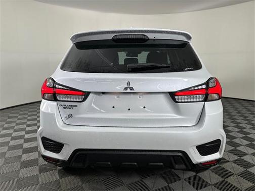 2026 Mitsubishi Outlander Sport 2.0 ES