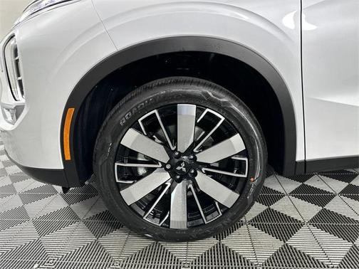 2025 Mitsubishi Outlander SE 2.5 S-AWC
