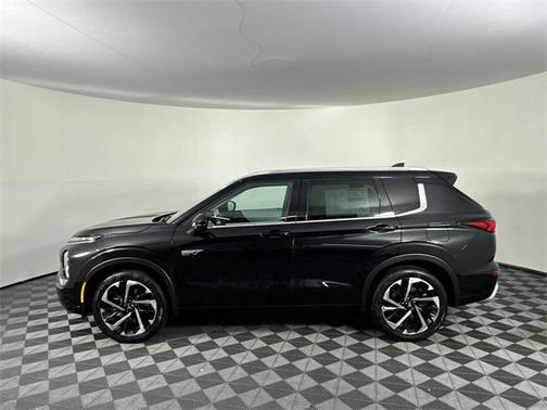 2025 Mitsubishi Outlander PHEV SEL