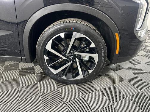 2025 Mitsubishi Outlander PHEV SE S-AWC