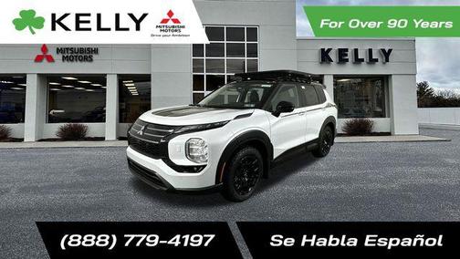 White Diamond With Black Roof 2026 Mitsubishi Outlander Trail Edition S-AWC