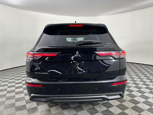 2026 Mitsubishi Outlander ES 1.5T S-AWC