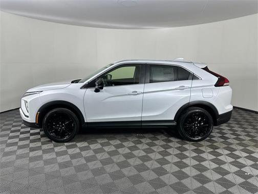 2026 Mitsubishi Eclipse Cross LE