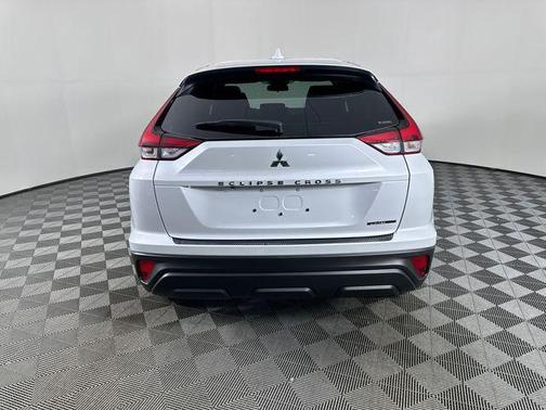 2026 Mitsubishi Eclipse Cross LE