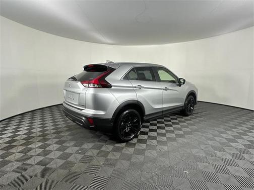 2026 Mitsubishi Eclipse Cross LE