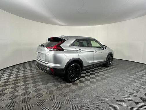 2026 Mitsubishi Eclipse Cross LE