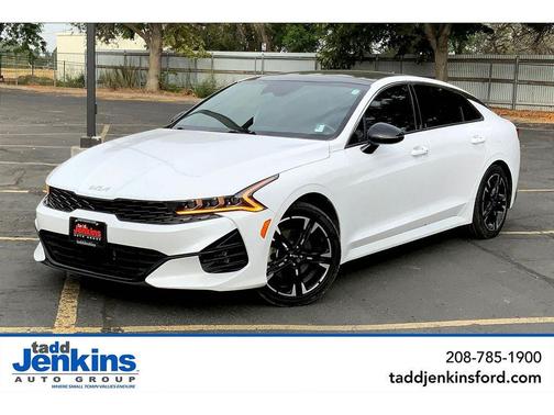 2022 Kia K5 GT-Line