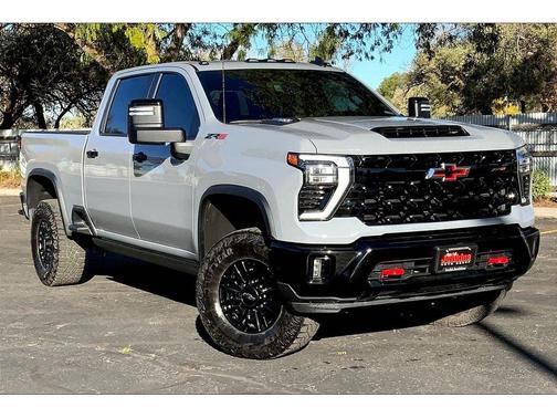 2024 Chevrolet Silverado 2500 4WD Crew Cab Standard Bed ZR2