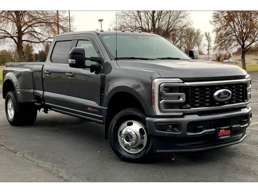 2026 Ford F-350 Platinum