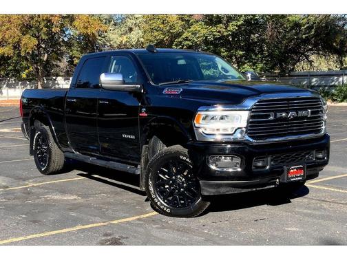 2020 RAM 3500 Laramie Crew Cab 4x4 6'4' Box