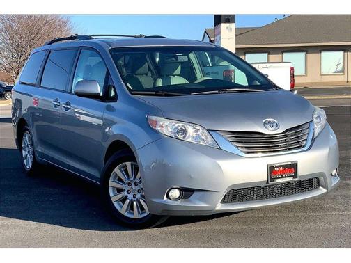 2013 Toyota Sienna XLE