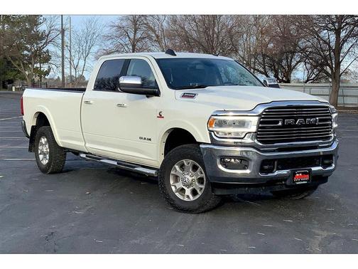 2022 RAM 3500 Laramie Crew Cab 4x4 8' Box