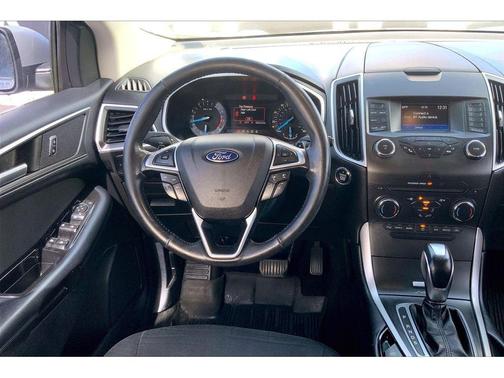 Ingot Silver Metallic 2017 Ford Edge SEL