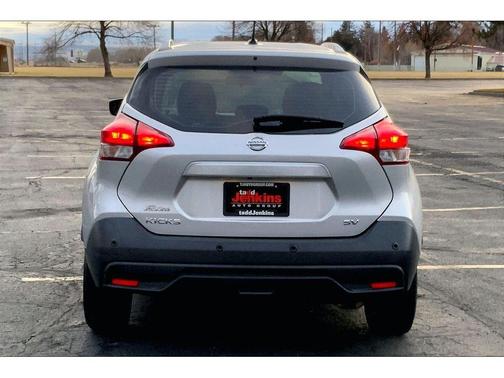 2020 Nissan Kicks SV