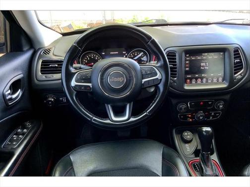2020 Jeep Compass Trailhawk