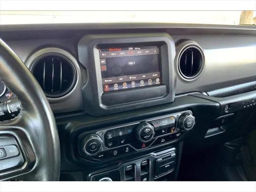 2022 Jeep Wrangler Willys