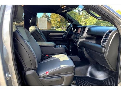 2024 RAM 3500 Tradesman Regular Cab 4x4 8' Box