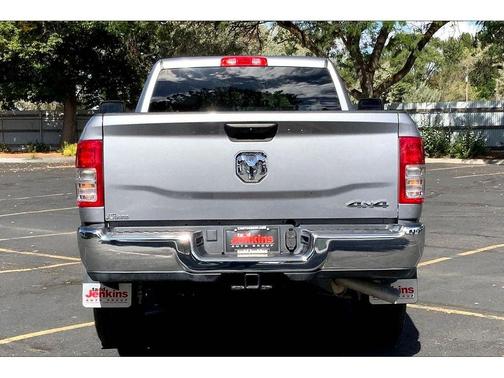 2024 RAM 3500 Tradesman Regular Cab 4x4 8' Box