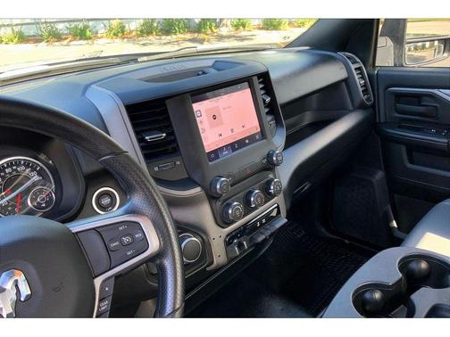 2024 RAM 3500 Tradesman Regular Cab 4x4 8' Box