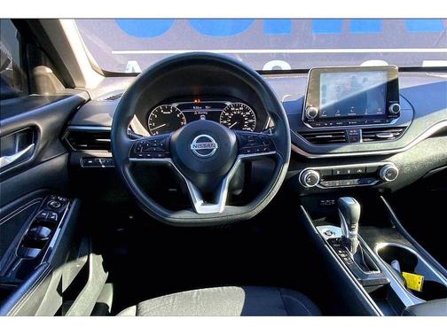 Super Black 2021 Nissan Altima 2.5 SV