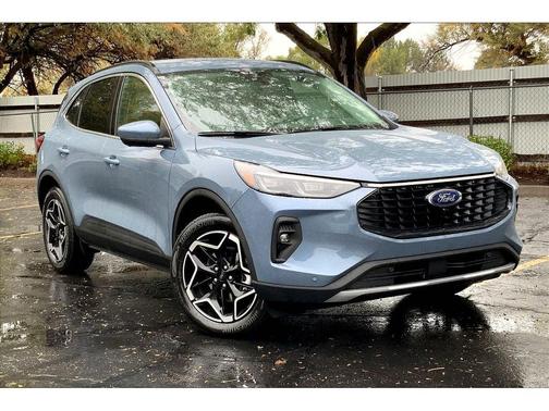 2026 Ford Escape Platinum