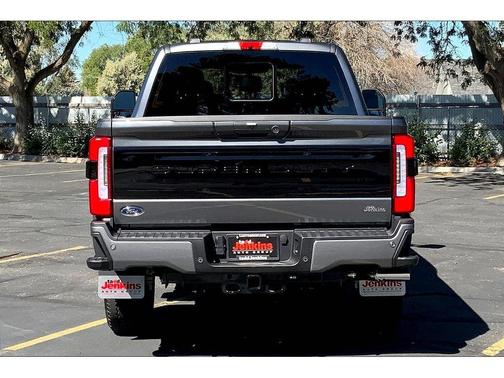 2026 Ford F-350 Platinum