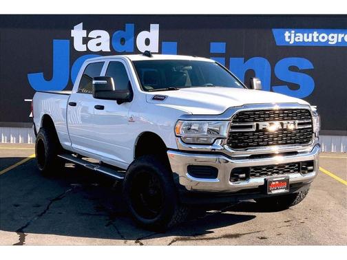 Bright White Clearcoat 2024 RAM 2500 Tradesman Crew Cab 4x4 6'4' Box