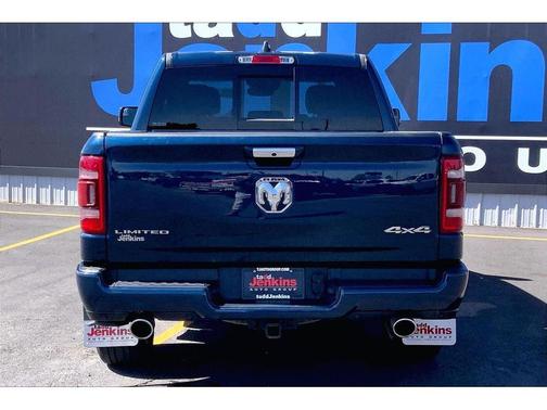 Patriot Blue Pearlcoat 2021 RAM 1500 Limited