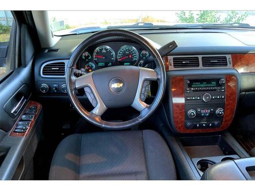 2013 Chevrolet Avalanche LS