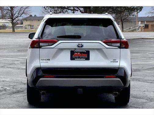 2023 Toyota RAV4 Hybrid SE