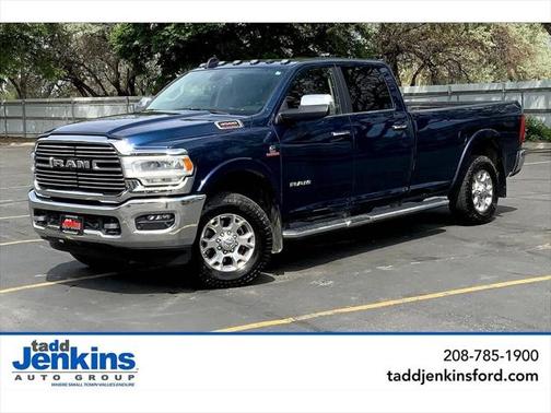2022 RAM 3500 Laramie Crew Cab 4x4 8' Box
