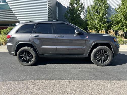 2019 Jeep Grand Cherokee Trailhawk