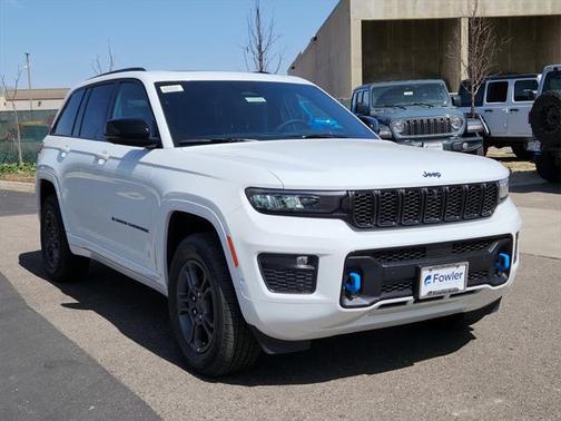2025 Jeep Grand Cherokee 4xe Anniversary Edition