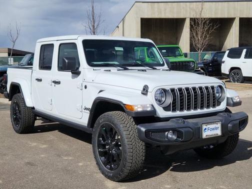2025 Jeep Gladiator Nighthawk