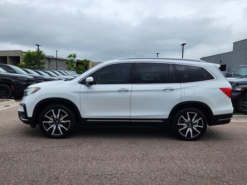 2021 Honda Pilot Touring 8-Passenger
