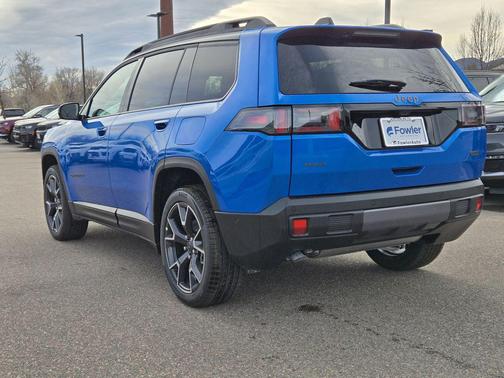2026 Jeep Cherokee Overland