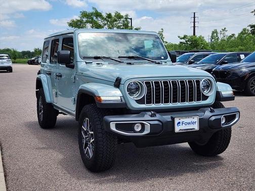 2024 Jeep Wrangler 4-Door Sahara 4x4