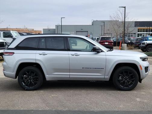 2025 Jeep Grand Cherokee 4xe Anniversary Edition