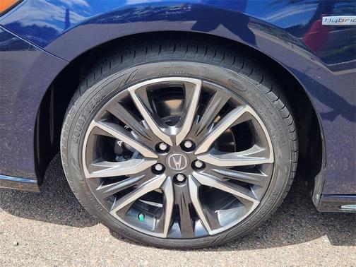 2018 Acura RLX Sport Hybrid Advance Package