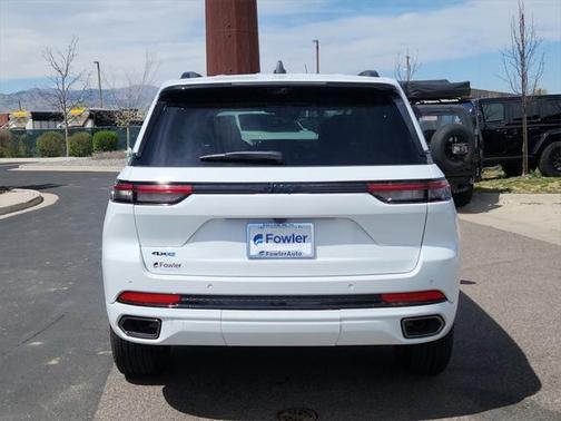 2025 Jeep Grand Cherokee 4xe Anniversary Edition