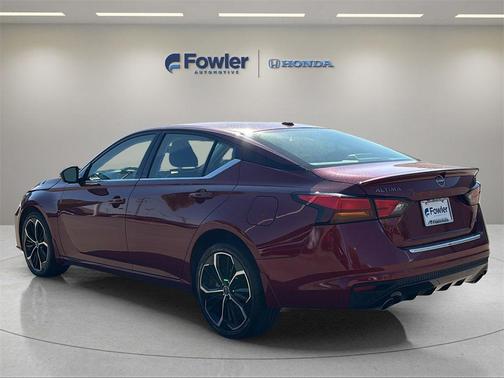 2023 Nissan Altima SR Intelligent AWD