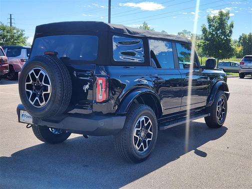 2022 Ford Bronco Outer Banks